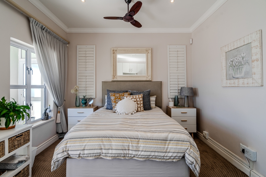 4 Bedroom Property for Sale in Simons Kloof Western Cape